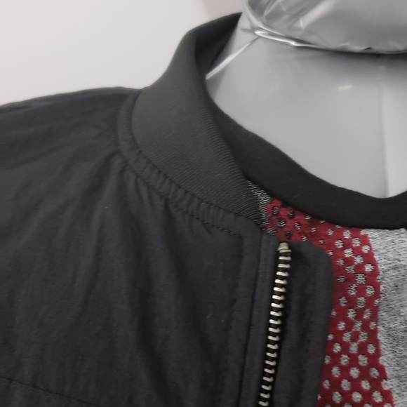 Mens Zippered Jacket - Picture 3 of 5